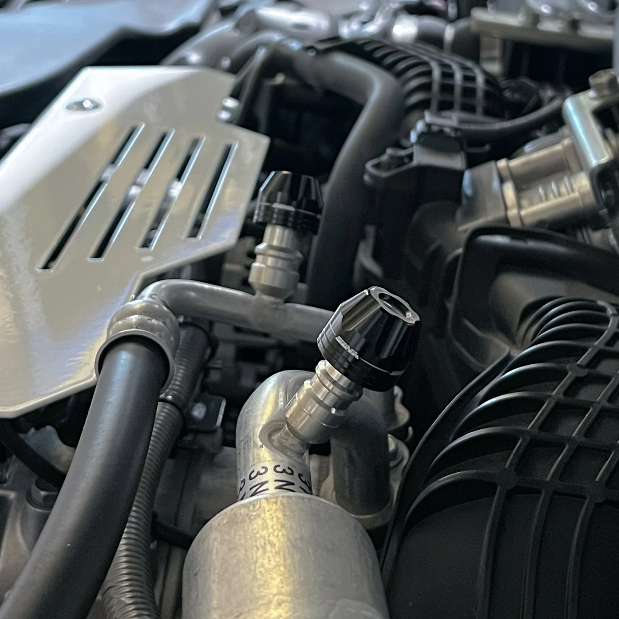 Suya Engine Bay - Aluminum Alloy A/C Line Cap Kit - Image 2